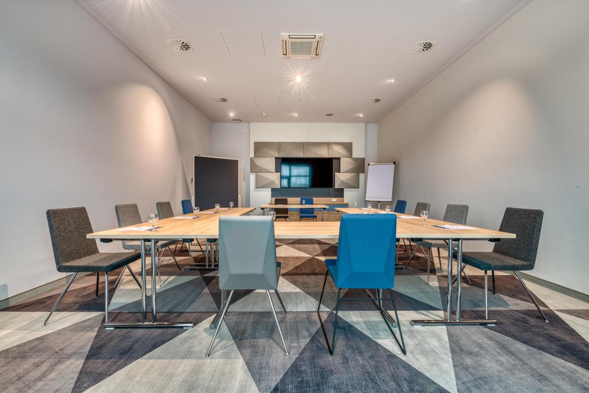 Holiday Inn Express - Fulda By Ihg Экстерьер фото